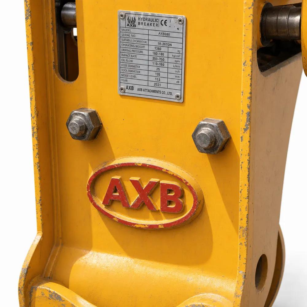 Martillo hidráulico AXB BRK68 2023